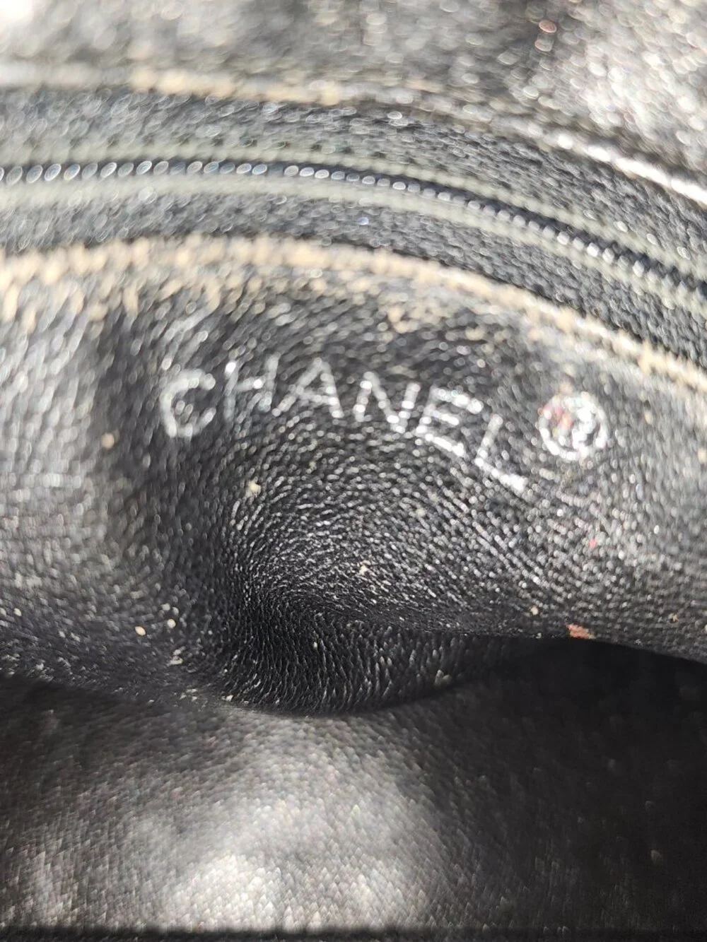 Chanel vintage shoulder bag